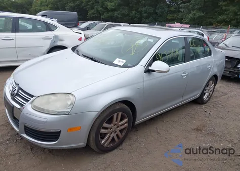 2007 Volkswagen Jetta Wolfsburg Edition from USA, damaged, VIN 3VWEG71K17M179776